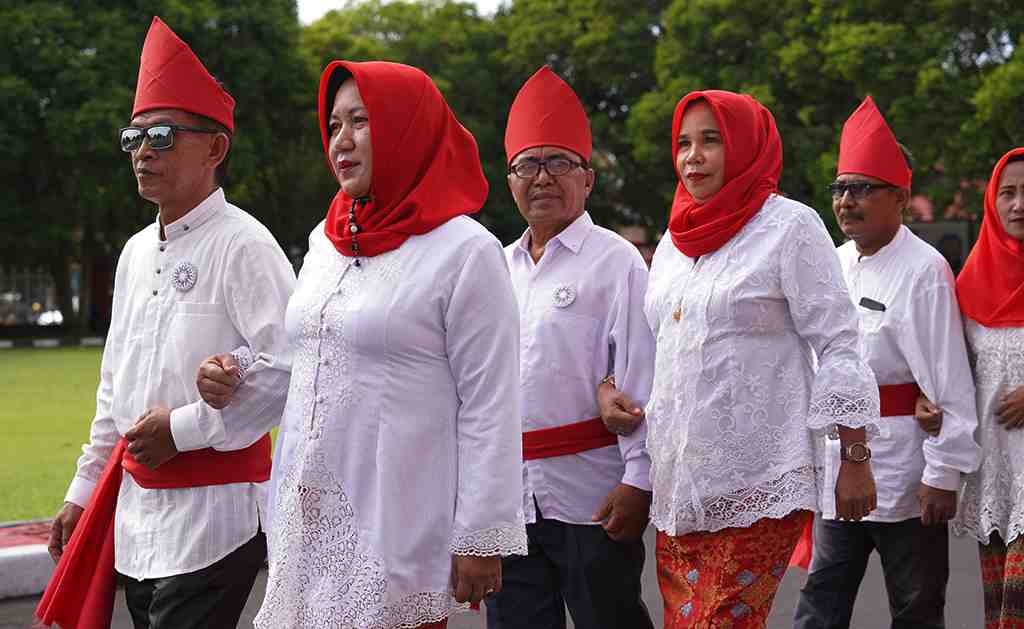 Pakaian Adat Wuyang
